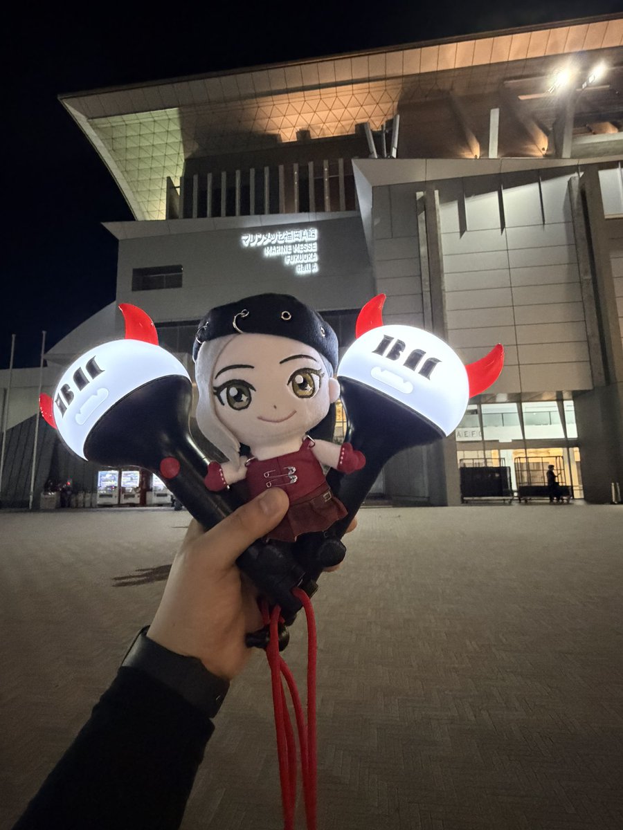 Mikimaru_26's tweet photo. ベビモン福岡公演2日目終わり〜
ほんとに昨日に続きめっちゃ
楽しかった！
ほんとに楽しすぎて2日間
あっという間やったな〜(ーωー)

次自分が参戦するのは大阪の
京セラドームだからそれをモチベに
明日からも仕事頑張る(ง •̀_•́)ง

早く9月になれ〜 https://t.co/vIOFVberl6