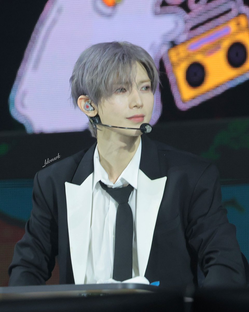 _ldonsrk21's tweet photo. 260718 서울 팬미팅 2일차

#여상 #강여상 #YEOSANG 
#에이티즈 #ATEEZ https://t.co/GXwwPijOly