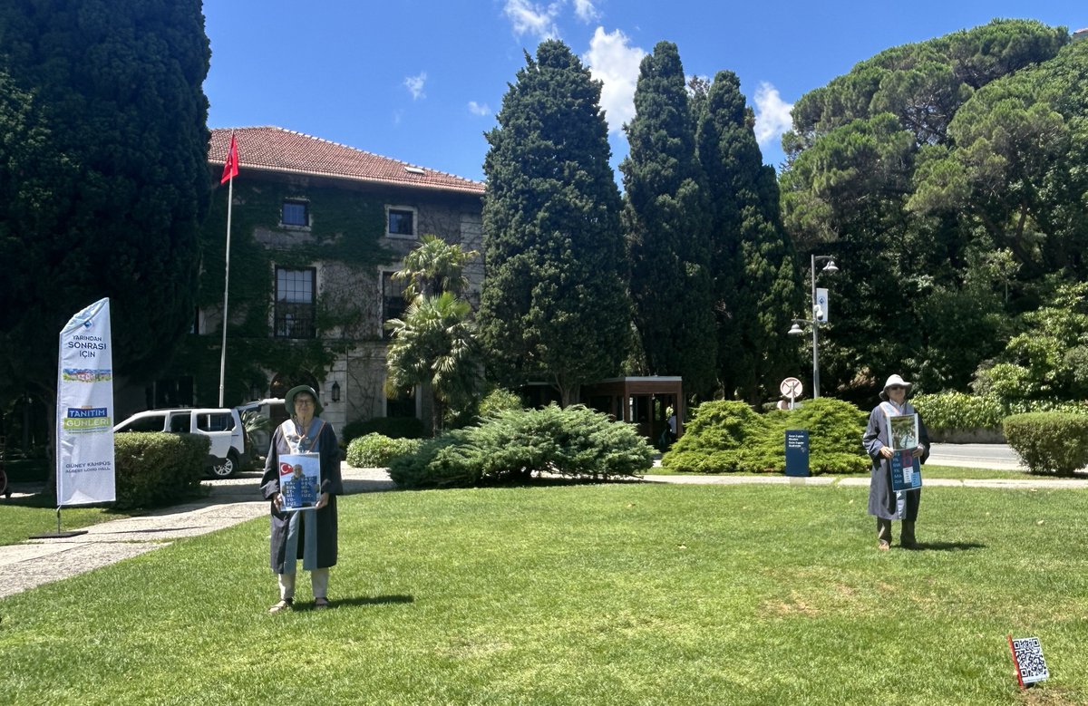 yunusunbabasi's tweet photo. 29 Temmuz 2026 Boğaziçi Üniversitesi Akademisyenleri Nöbeti no. 1361. Direnişin 6. yılı/2033. günü @UniBogazici #KabulEtmiyoruzVazgeçmiyoruz
July 29, 2026 Bogazici University Faculty Vigil #1361/6th year/2033rd day of the resistance @unibogazici_en #WeDoNotAcceptWeDoNotGiveUp https://t.co/6R2DpcmGFT
