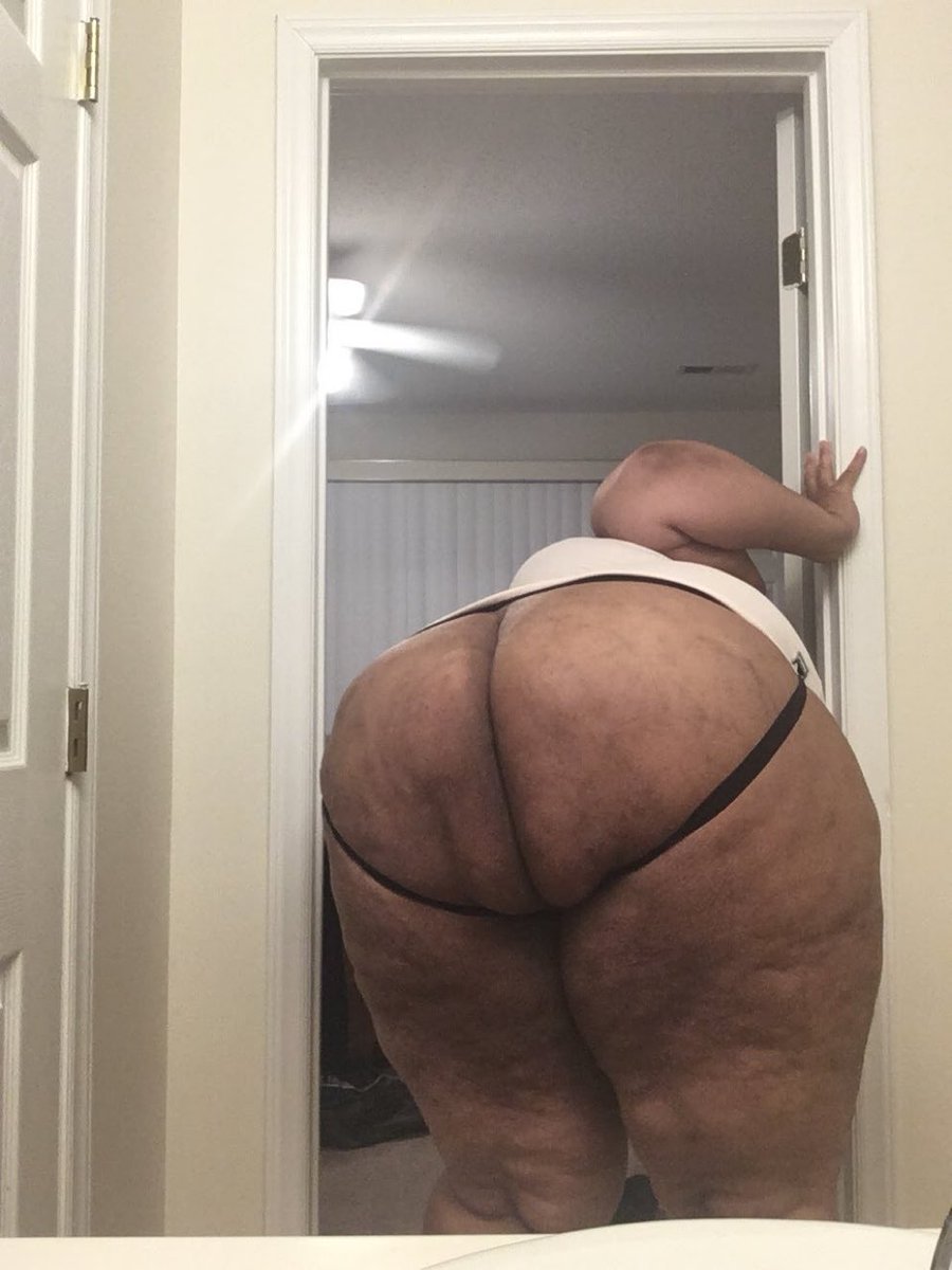 LoveItSloppy2's tweet photo. This 1 right here Letting EVERYONE know when I’m home this is my Ass I fuck whenever I’m home Best Ass in the A https://t.co/OAaOjssmNx