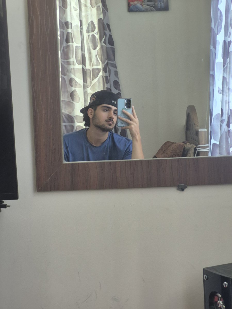 yashi tweet media