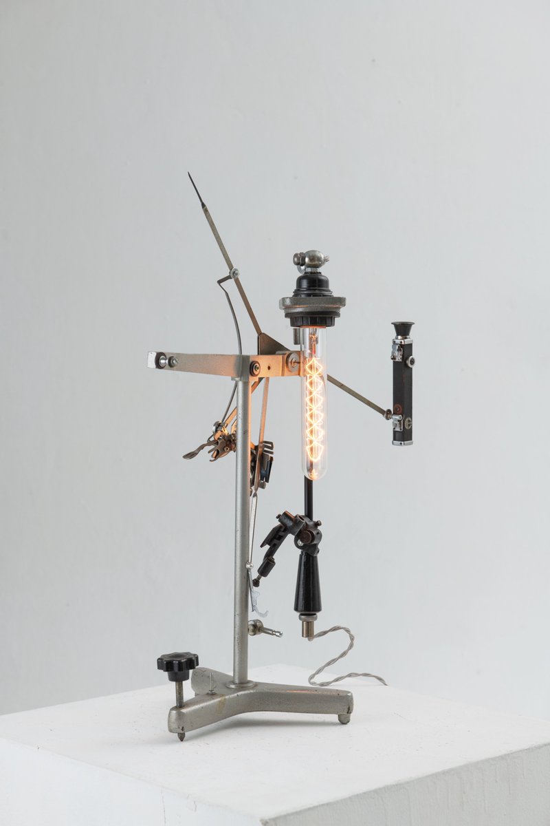 FlRATEREZ's tweet photo. #NewSteampunk
Steampunk
UpCycling
HandeMade
Design
Lighting
by Fırat Erez https://t.co/bnLTZiJ0Pe