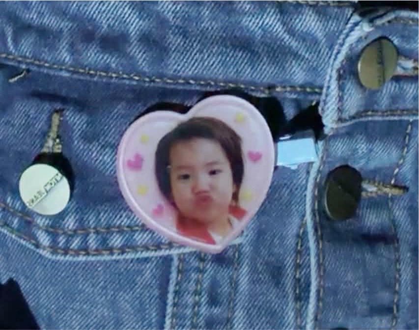 AugustVXI's tweet photo. @pitchafern @ammydo12 GIVEAWAY Hair Clip 
น่ารักมากคร้าบบบ ติดผมทั้งคอนเลย
🩷🩵
 #BUS_LIGHTASONE
#PHUTATCHAI #AAashirakorn 
#BUSbecauseofyouishine #GIVEAWAY https://t.co/cjYd0eBjfV