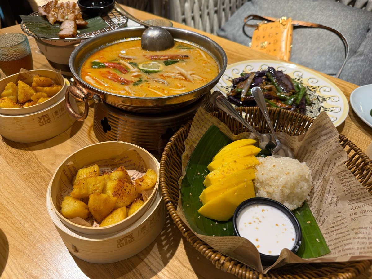 jacqueline79ac9's tweet photo. [Warm, fragrant Tom Yum Goong for a cozy night—sweet, sour, spicy, and full of authentic Thai flavors. Perfect for adventure food lovers!] https://t.co/FCQZFLLz3c