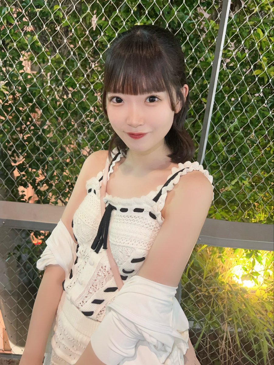 mmm_nya000's tweet photo. 君の隣が一等賞 好きだよって言ってよ🪄 https://t.co/NETKOHjNqG