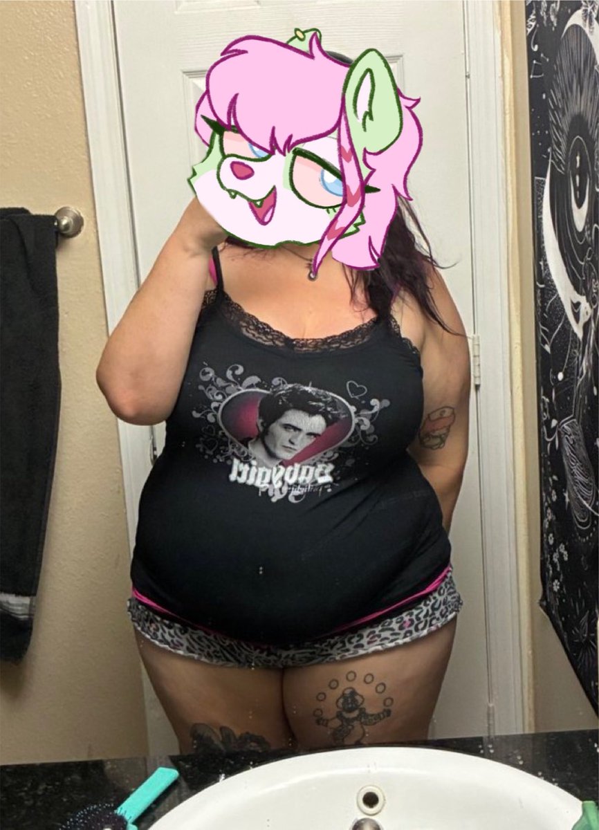 SoftySprite's tweet photo. intro cuz we startin from scratch 𐂯 .ᐟ⸝⸝

~ not new to #nsfwtwt ~

• 28
• they/it
• pan
• furry
• switch sub lean + hard kinks
• looking for moots :] https://t.co/kz4xz2LvY8