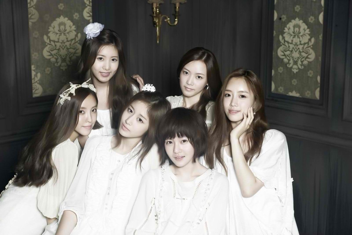 nsah_quote's tweet photo. Happy 17th anniversary #티아라 
Can't wait to meet you at fan-con event on this August. https://t.co/ORbkax7NK7