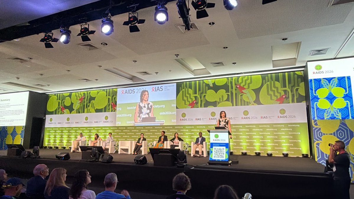 AIDS_conference's tweet photo. .@amfAR's Elise Lankiewicz 🇺🇸 shares data mapping the scale of #PEPFAR operational disruptions, pulling from a critical 46-country survey of implementing partners. #AIDS2026 https://t.co/DQaGCXSwLx
