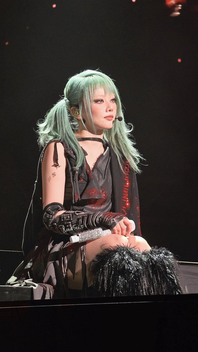 soharafiles's tweet photo. she came straight out of an anime https://t.co/97YDQNsk8t