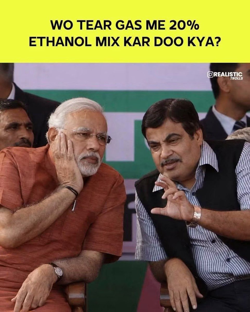 Vishwaguru2026's tweet photo. Tear Gas 20 % Ethanol Mixing Yojana 😬🤐🙏💥💥 https://t.co/UtcYmdJp9y