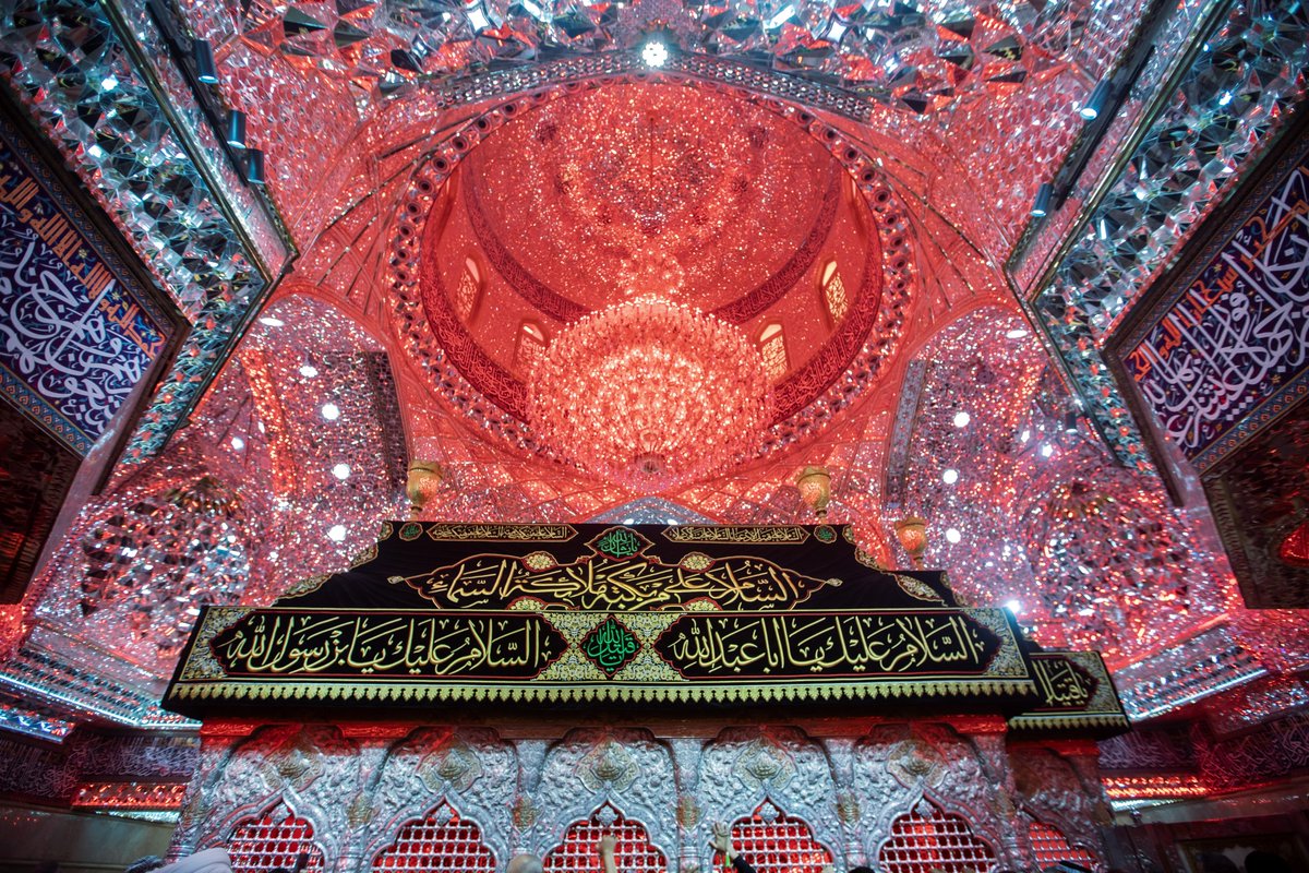 imamhussainorg's tweet photo. اَلسَّلامُ عَلَيْكَ يَا ثَارَ اللهِ وَابْنَ ثَأْرِهِ وَالْوِتْرَ الْمُوْتُورَ

#زيارة_الاربعين  
#الامام_الحسين 
#وفاء_للحسين 
#العتبة_الحسينية_المقدسة https://t.co/k2zpiJKU55