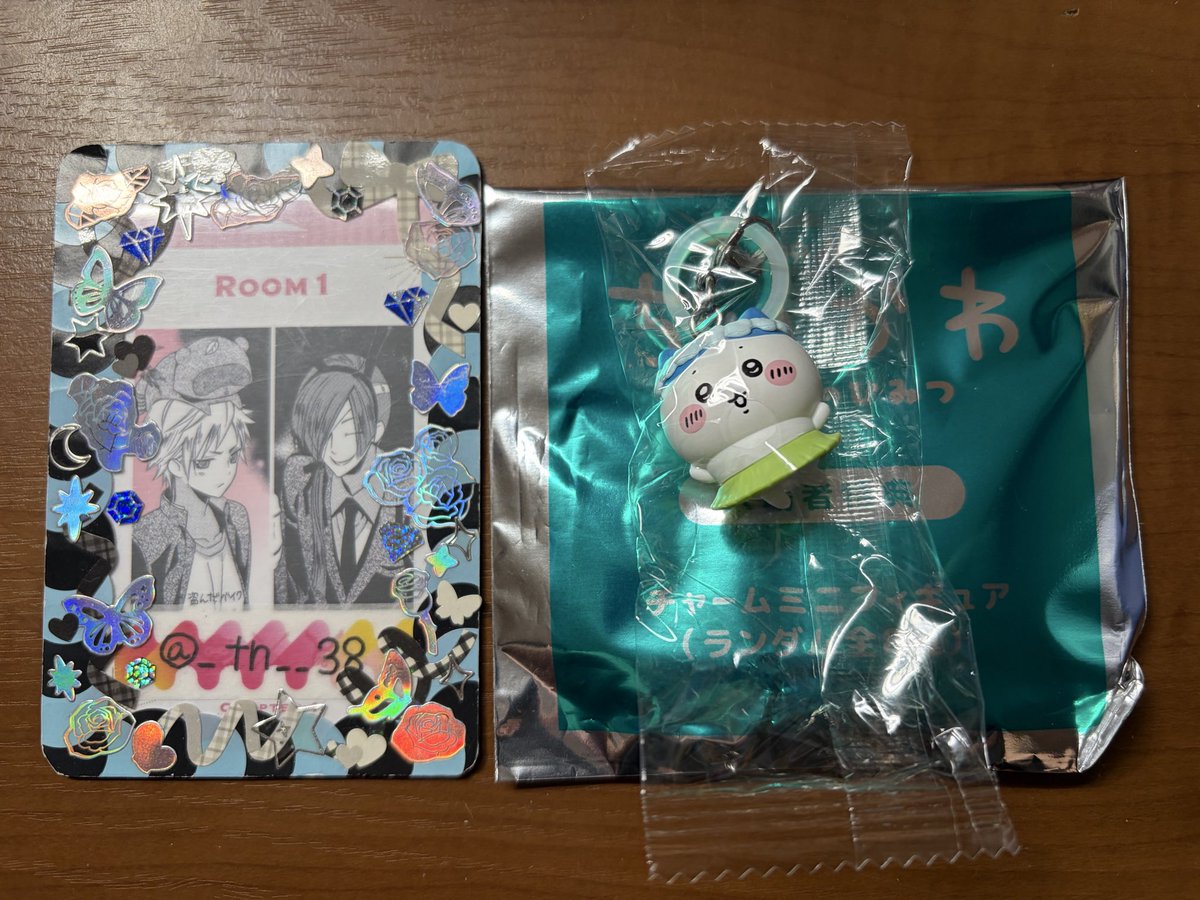 _tn__38's tweet photo. 【 交換 】
ちいかわ 人魚の島のひみつ 入場者特典
チャームミニフィギ���ア

꒰ 譲 ꒱ 
ハチワレ

꒰ 求 ꒱ 
シーサー(友人分)

📮郵送交換

検索からでもお気軽にお声掛けください𓂃◌𓈒𓐍 https://t.co/AXJ9WFaEGk