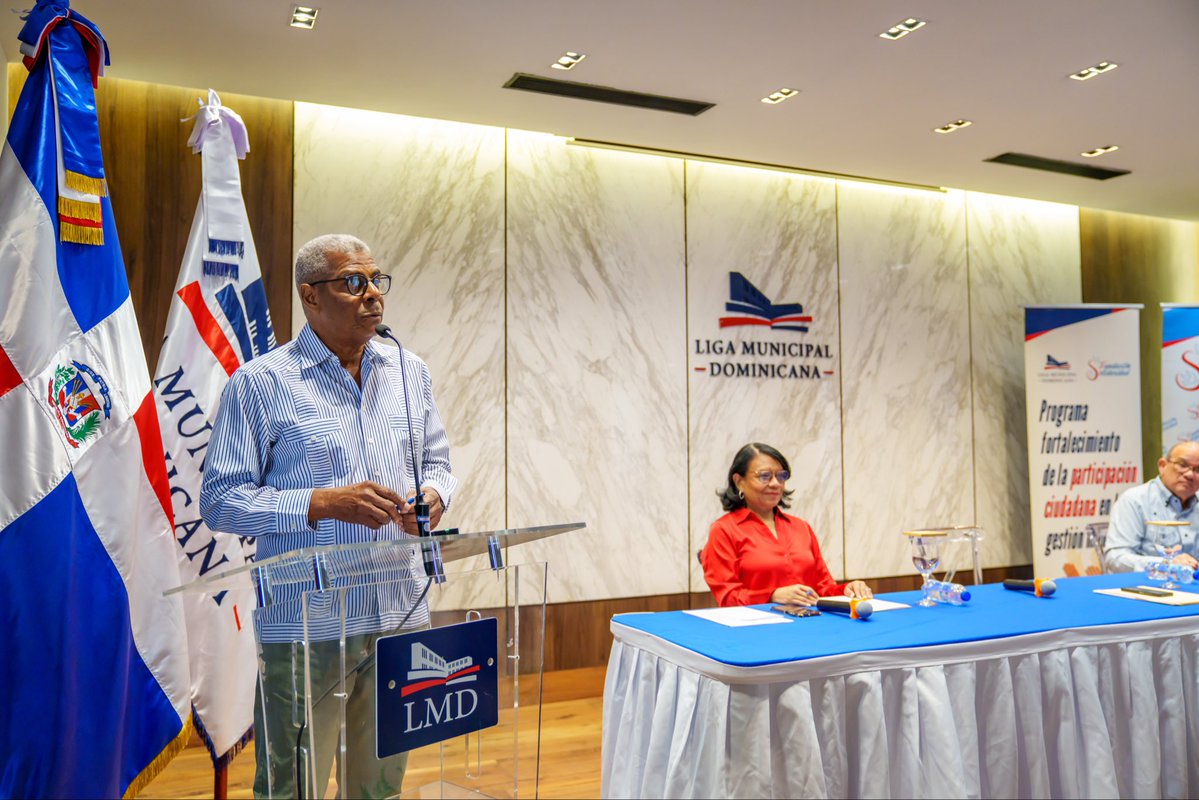 LigaMunicipalRD's tweet photo. Junto a @fsolidaridad celebramos el Diálogo Municipal: Hacia el Plan Estratégico de la Municipalidad 2027-2031, un encuentro de jornada completa con organizaciones de la sociedad civil, que se enmarca en el convenio de cooperación interinstitucional suscrito por ambas entidades. https://t.co/r1LmxY7ubM