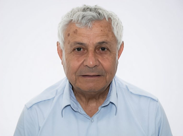 CEAR_PV's tweet photo. #CEARValència lamenta profundamente el fallecimiento del defensor de #DDHH Jesús Montesinos. 

Quienes trabajamos con él, lo recordamos como un gran director, un excelente compañero  y profundamente comprometido con la justicia social.

Siempre en nuestra memoria, en nuestros ❤️ https://t.co/vTBFtB3vyO