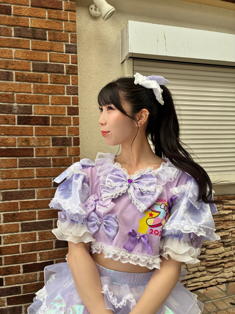 ayaka_ishikawa's tweet photo. 今回生誕の衣装とTシャツアレンジはあすかさんにお願いをしました❣️@aSuKasyacyo  🎀

とーっても可愛く仕上げてくれてありがとうございます！パープルとオーロラ💜🧚🏻‍♂️
この衣装着てがんばるぞ〜〜💪✨✨ https://t.co/U6zPTnzV5A