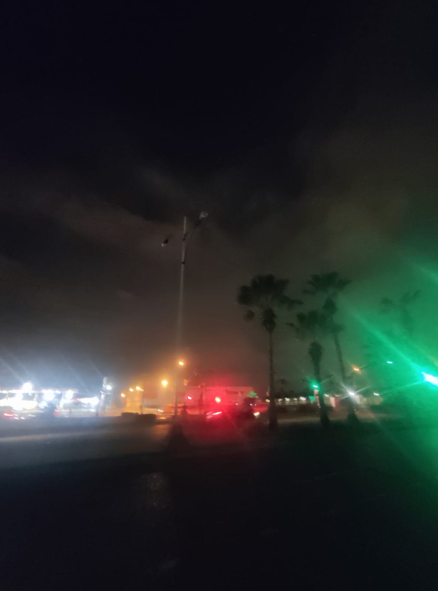 JorgeIn74166489's tweet photo. Av. Francisco Orellana desde el mall del norte hasta el redondel de las Orquídeas señores @CNEL_EP  @servicioscnelep  @alcaldiagye  dar solución a las luminarias ya que los robos se incrementan al estar oscura la vía y por ende se perjudica al ciudadano https://t.co/TUQdmrFmWJ