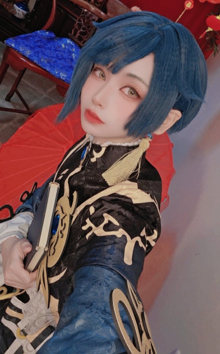 naoi_cos's tweet photo. そくほ！
サンドローネリベンジと衣装交換で行秋やってきました🫶

#なおいこす https://t.co/EeASOq9DyW