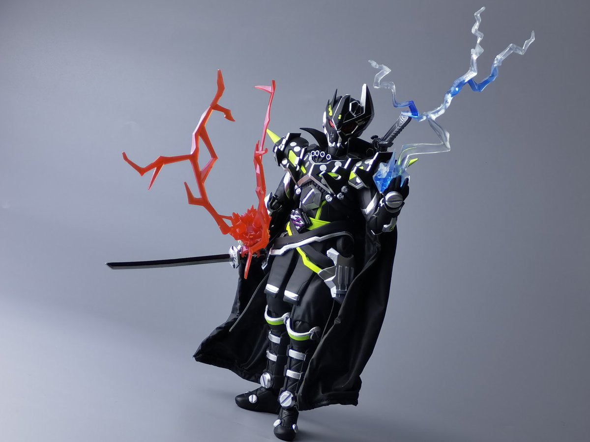 wz2201298's tweet photo. ヴァルバラド ブジンソード

#ウルトラフィギュア改造同好会
#造って遊ぼ https://t.co/JG6iBv9CCX
