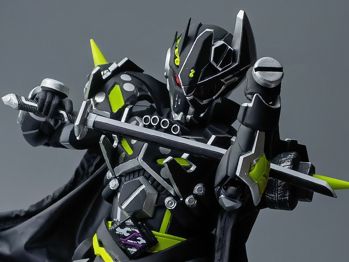 wz2201298's tweet photo. ヴァルバラド ブジンソード

#ウルトラフィギュア改造同好会
#造って遊ぼ https://t.co/JG6iBv9CCX