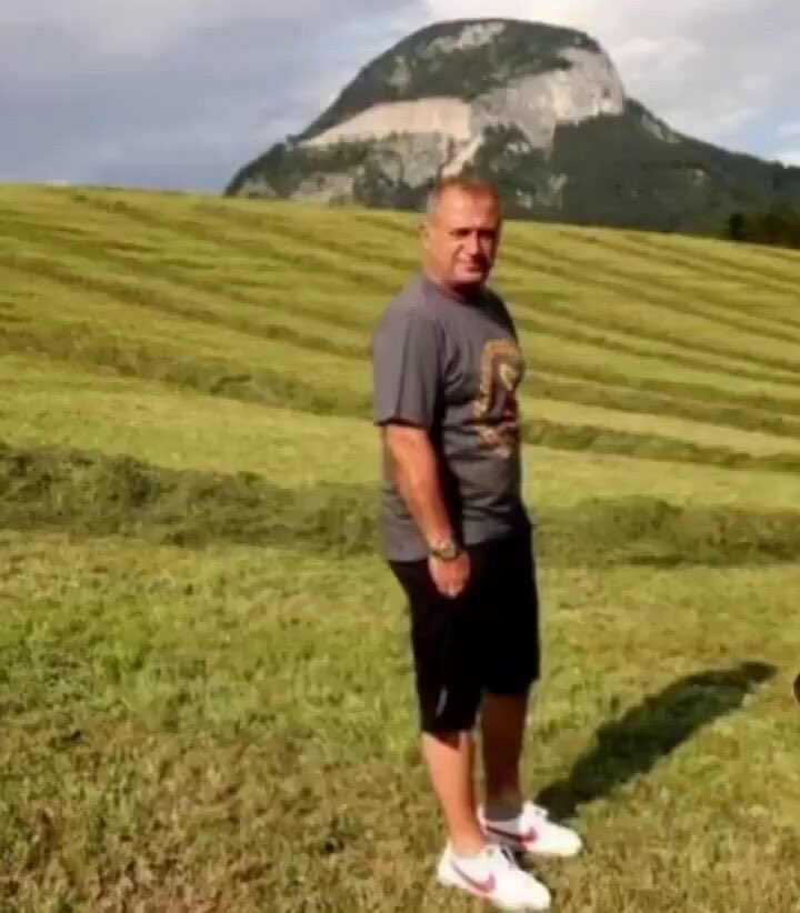 ali_hld13's tweet photo. Chapter 3’te gölün dibinde yer alan kampın verdiği huzur şu https://t.co/ziZ34d0ZNa