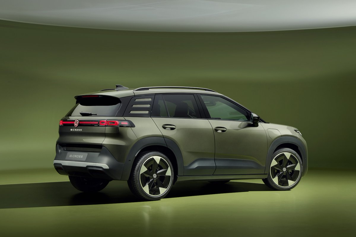 mondialdelauto's tweet photo. Volkswagen ID.Cross 2026 : le SUV électrique 5 places à moins de 28 000 € 😍!

Ce nouveau SUV compact, combinant un design robuste et intemporel à des technologies habituellement réservées aux segments supérieurs, se positionne comme une offre particulièrement attractive. Avec l’ID.Cross 2026, la marque allemande entend ainsi redéfinir les standards de qualité et de confort sur le marché des véhicules urbains et compacts.

Notre article complet est à lire ici 👉 https://t.co/EJUej2gC5c

📸 Crédits photos @vw_france @VW