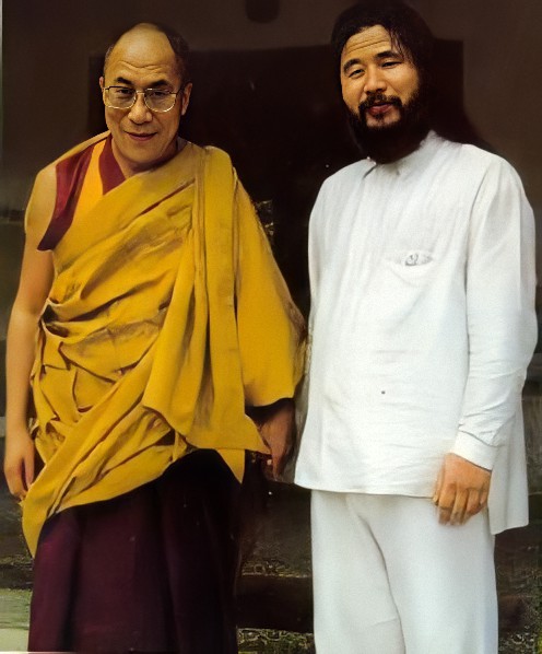 8931Toro's tweet photo. こんな生臭坊主のために「フリー・チベット」なんざ誰も叫びたくないでしょ。「フリー・チベット」支持するなら、「命がけで亡命してきた」チベット人をあなたの家に迎え入れて模範を示してください😁 https://t.co/wpTOvBDsoQ