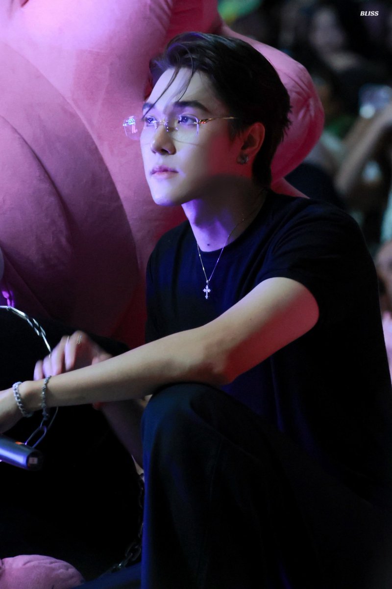 Bliss_SkyNani's tweet photo. 20260729 : GMMTV Fan Sign 

BADBAD ✌🏻🖤

SKYNANI SMYLENEONA FANSIGN

#งานมหกรรมนิยายนานาชาติ2026xSkyNani
#hirunkit_ @hirunkit_ https://t.co/O0CQVgdkbK