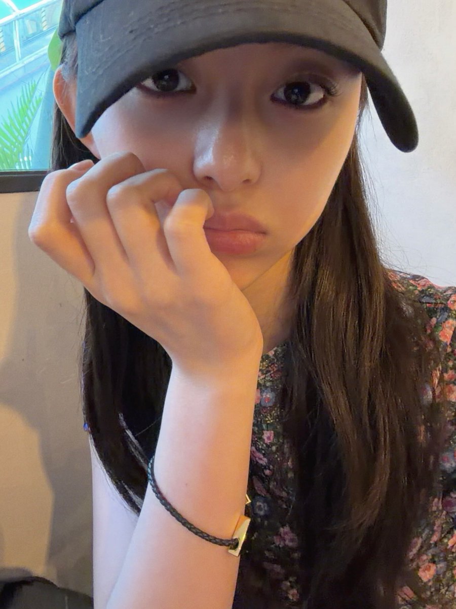 jihupak's tweet photo. 혼자 있는 거 싫어 🥺 나 좀 놀아줘 !!!!!! https://t.co/mDeoLlsaqq