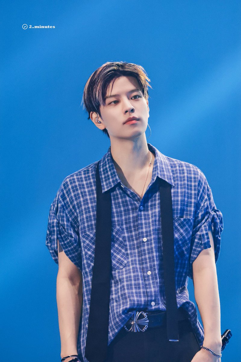 luvksminnie's tweet photo. seungmin in these outfits with his forehead exposed.. he’s literally the nations prince charming https://t.co/qE1gGVK5t5