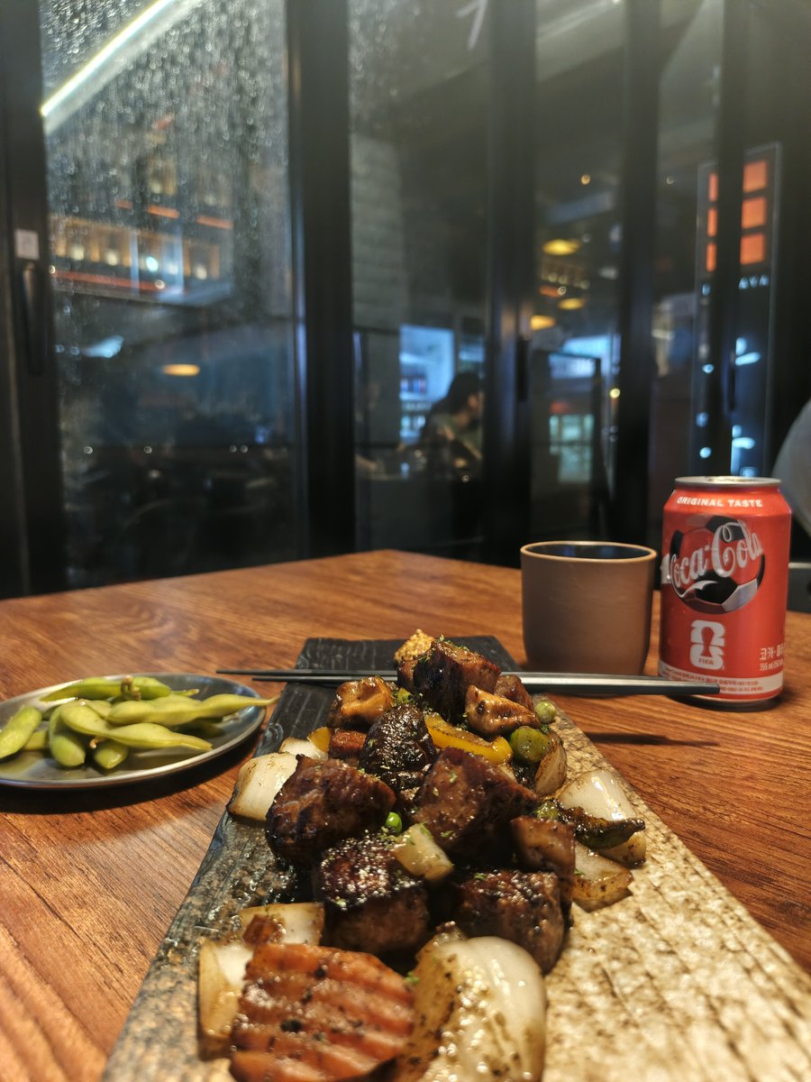 AllenHasib25's tweet photo. In bear market have some spicy food to refresh your mind😁😁🇰🇷 https://t.co/Y0rYZwNeol