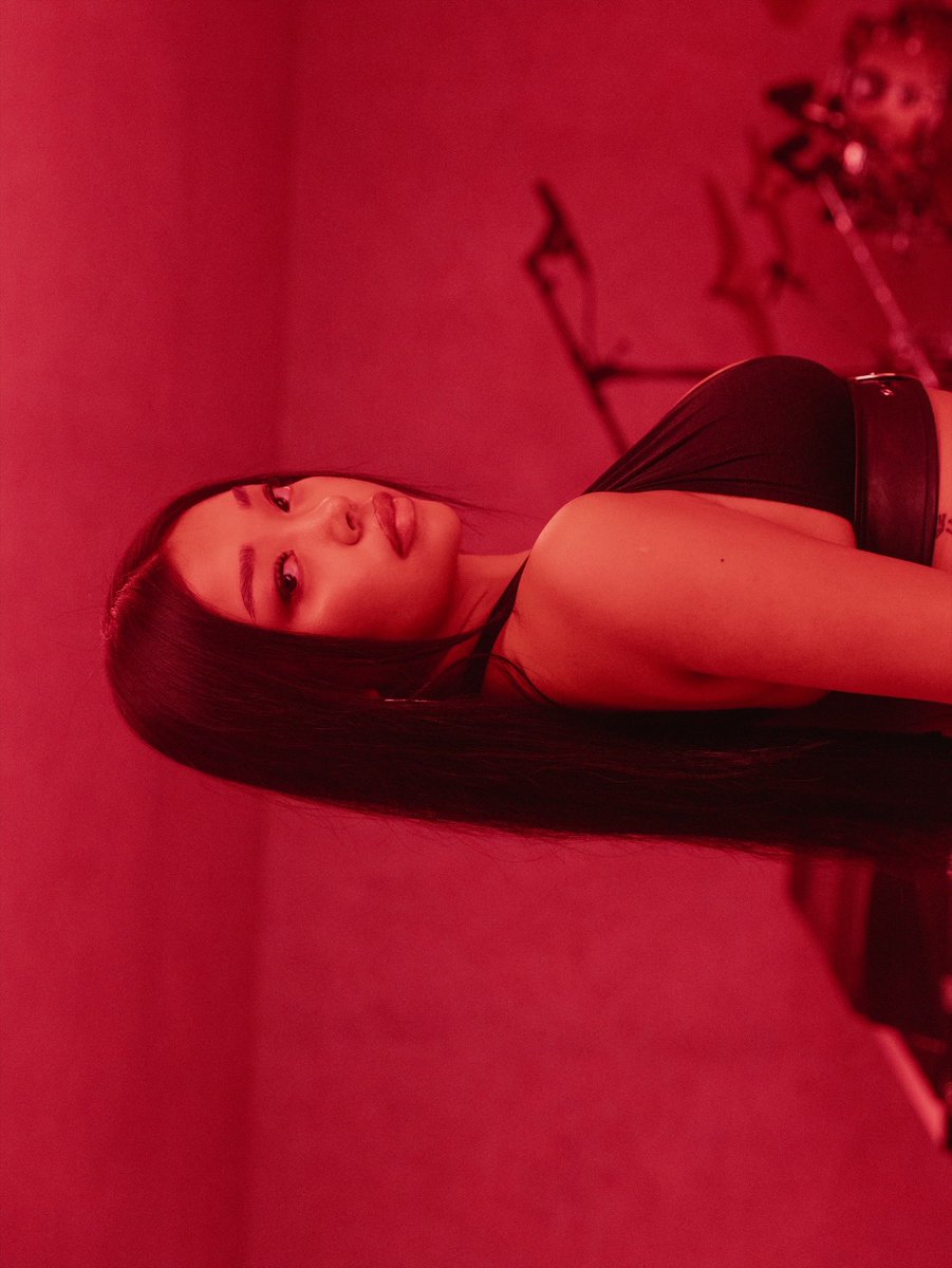 denisejvlia's tweet photo. LOVE AGAIN on vevo… this is surreal. but u know singers sing. 🇵🇭

much love to the team who brought this together &amp; to everyone who made it happen. ♡ https://t.co/618Ub32ncs