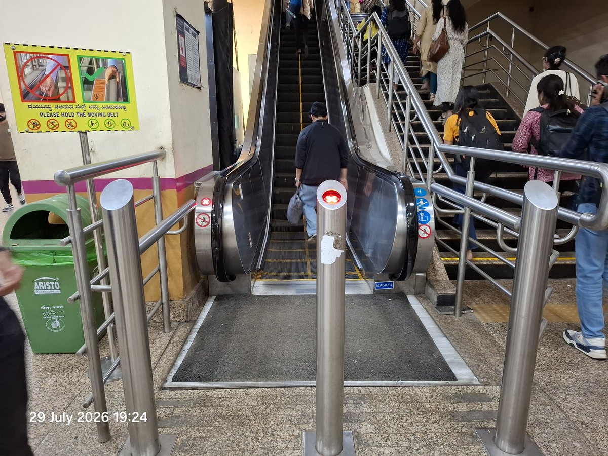 Dwriteguy's tweet photo. Y is the escalator im M G Road Namma Metro station not working? Is BMRCL offering a discount on fare to account for deficiency in service? @cpro3naamametro @nammametro @DarshanDevaiahB @THBengaluru @DKShivakumar @krishnabgowda @CMofKarnataka https://t.co/OKUmJyLDsI