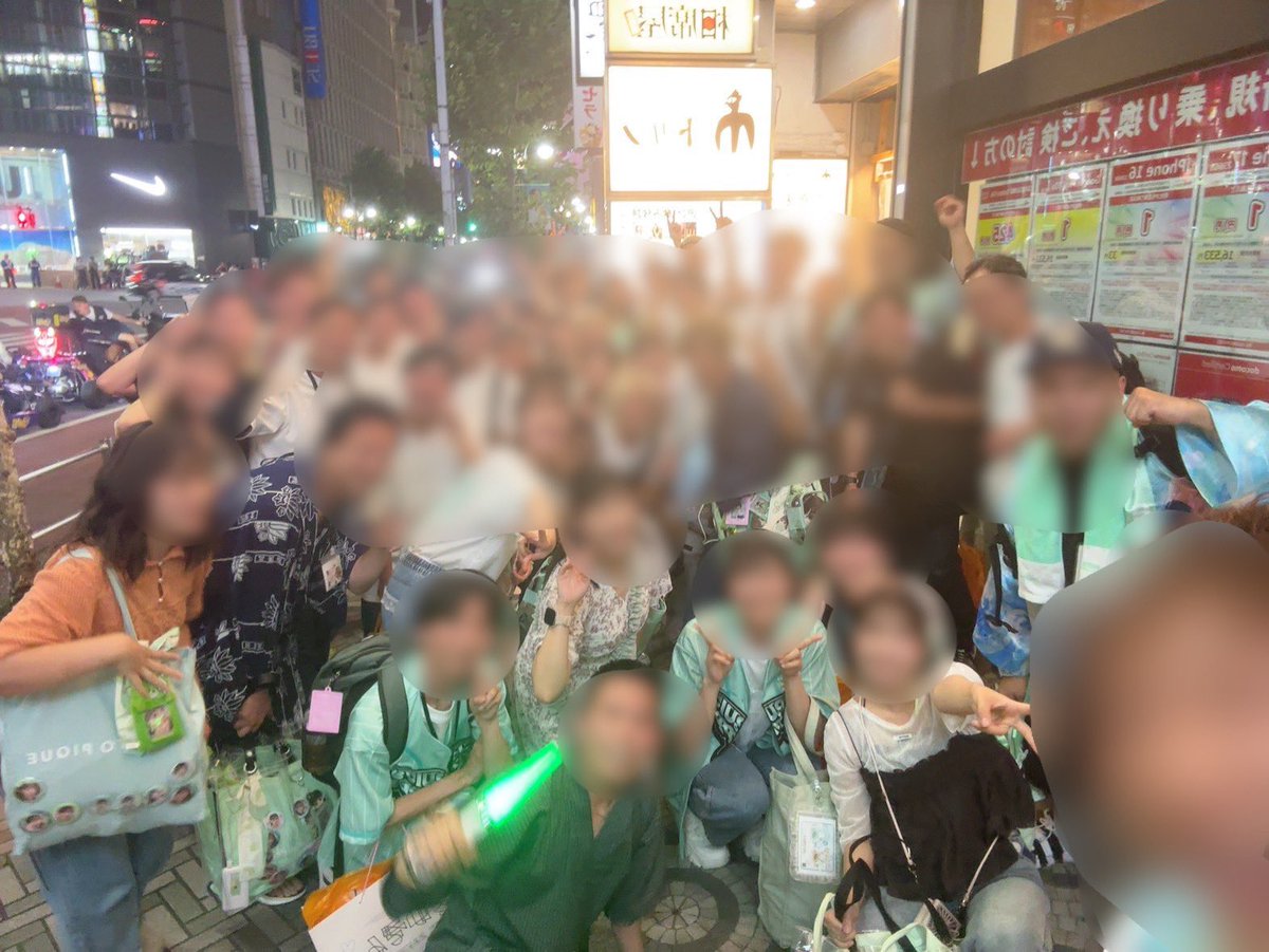 y_yuikichi0201's tweet photo. 取り急ぎ、あーみーさん（@fz_yuiwazurai ）のteamyui飲みめちゃくちゃ楽しかったです！！！！💚気になってた人とも繋がれたし、沢山の方とお話出来た！🍻
めっちゃ最高！！！🫶💖
今日繋がった方これからも
仲良くしてくださぃい～💚 https://t.co/AirEgGJJ28