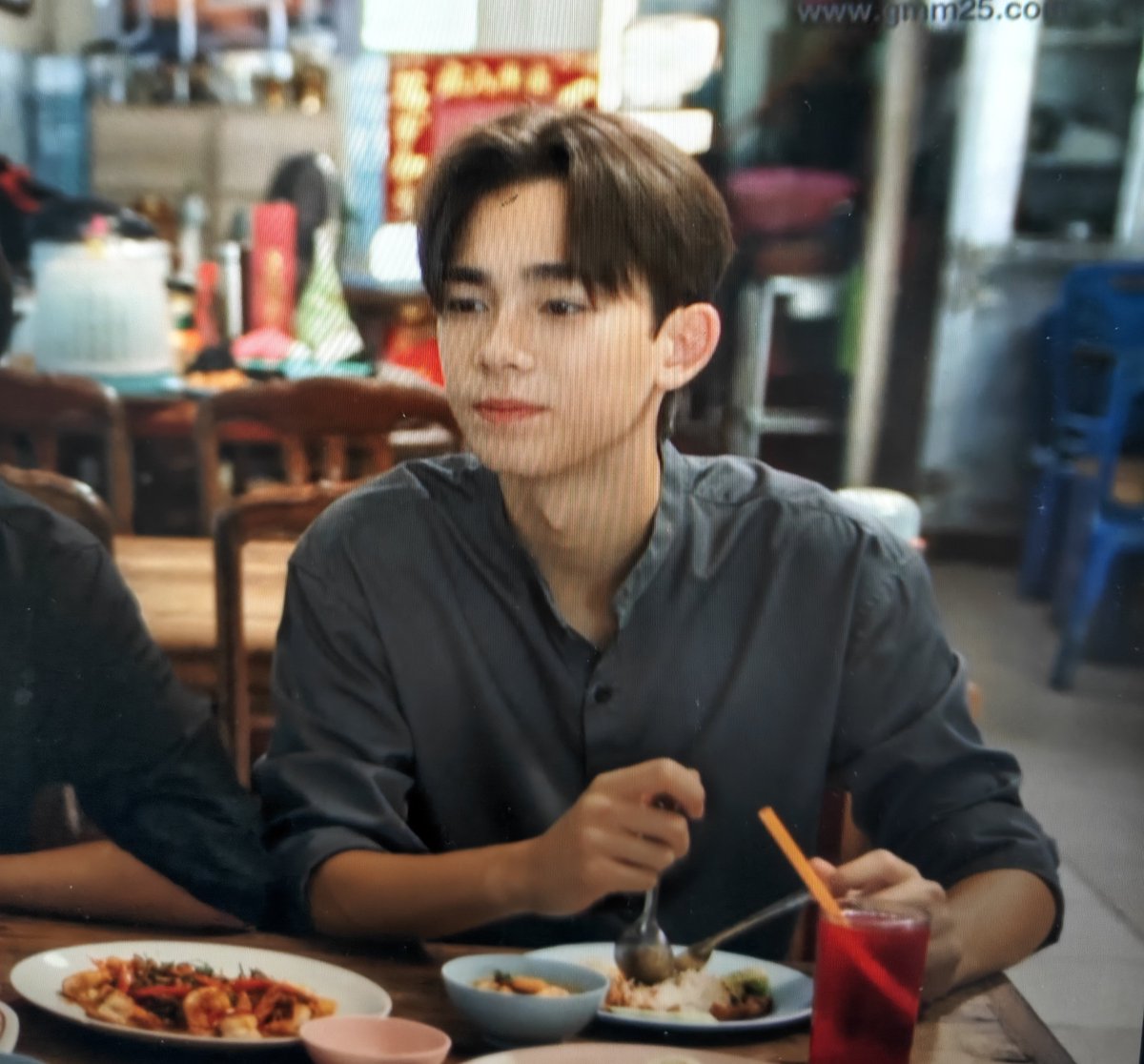 destiny_of_b's tweet photo. Miss you very much
#justinmmoir
#WhenOrangesFallFinalEP https://t.co/u7ZvDh3MfV