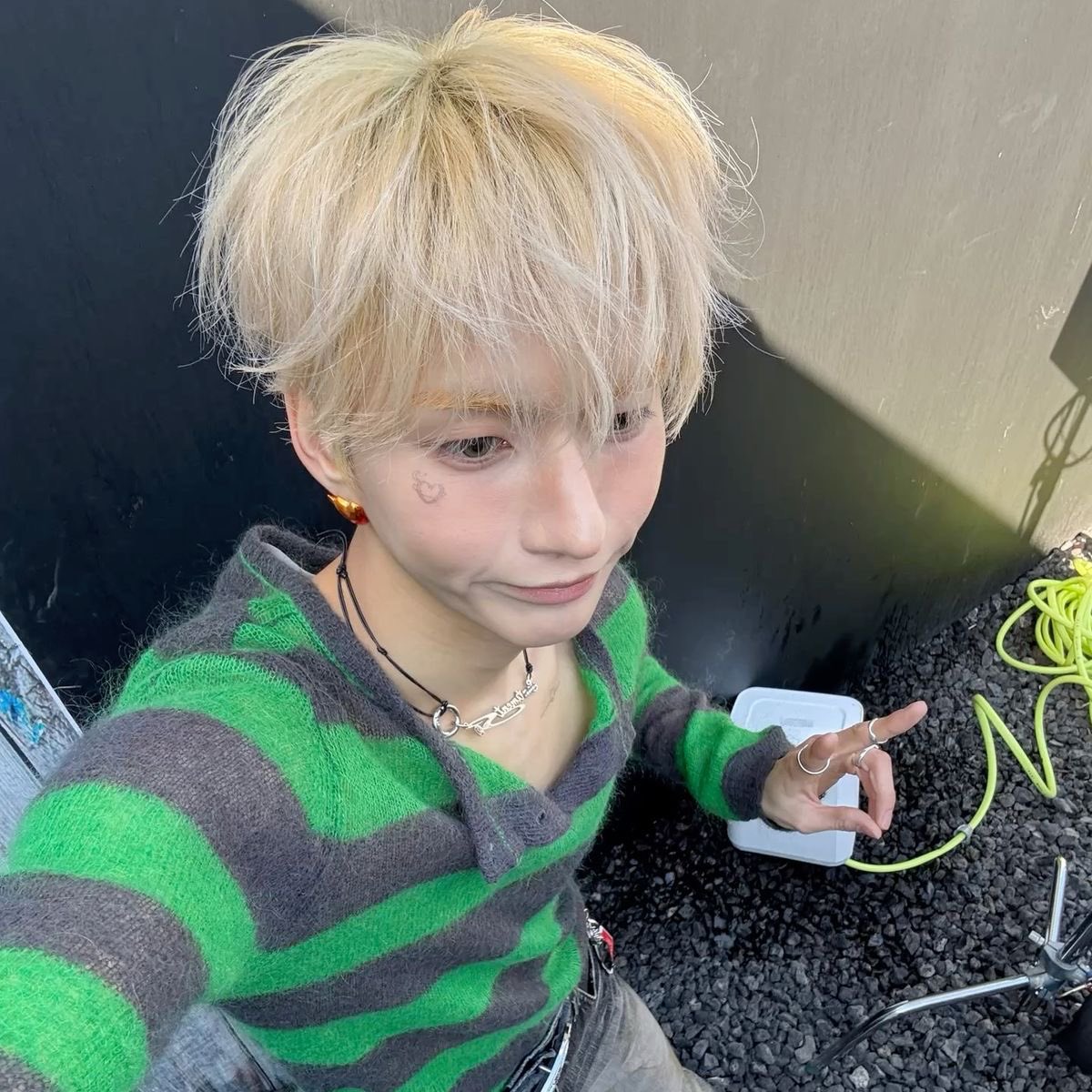 pluto_delts's tweet photo. I want to participate
ode vs seungmin vs osumi vs mimi
but with the same outfit https://t.co/TN236THgAQ