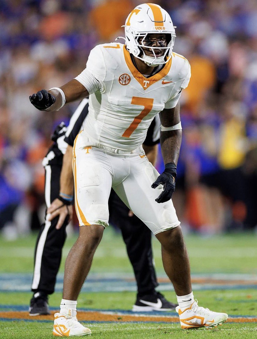 More_Issues's tweet photo. Tennessee LB Arion Carter has been suspended two games this season by the NCAA for a flight to an NFL training facility during the draft process, per @AdamSparks.
The value of the flight was $427.
#FreeArion https://t.co/C8db6mHhir