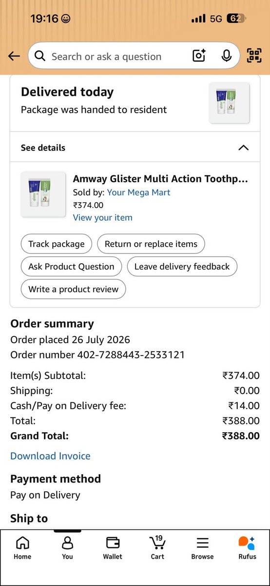 RAJENDRAYADAV_1's tweet photo. ग्राहकों के साथ गज़ब की धोखाधड़ी 
I bought Amway Glister Toothpaste from Amazon for ₹388, but when I received it, I found that the printed MRP on the toothpaste packs was only ₹86 and ₹96. #Amazon #amazonprimedaysale #AmazonIndia #ConsumerRights #OnlineShopping #bycott https://t.co/Eksiv0THkZ