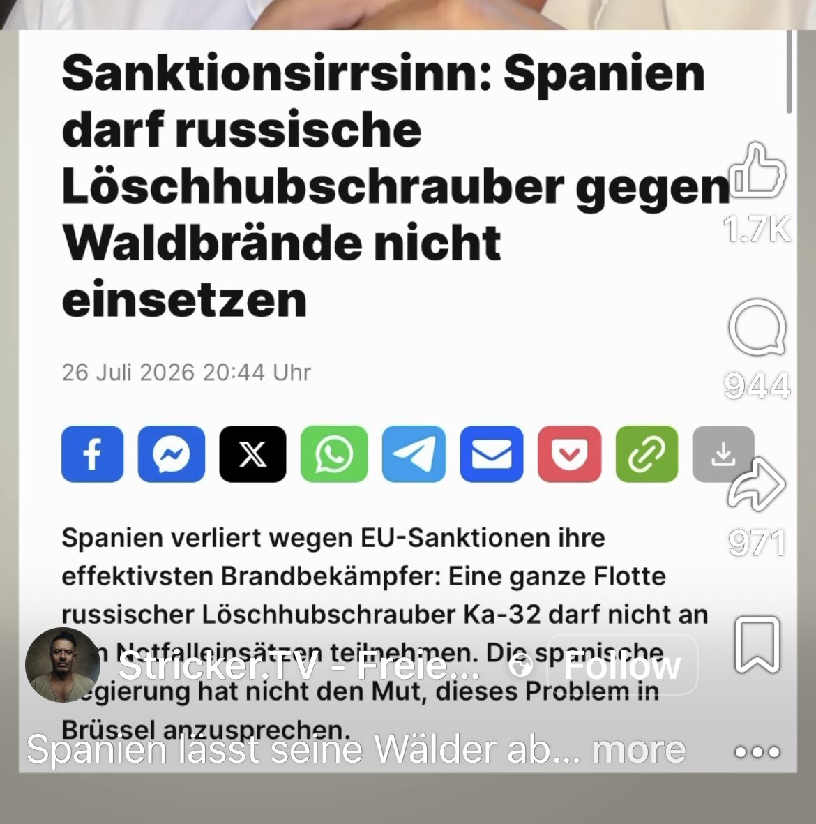 karinaksr2's tweet photo. Absoluter Wahnsinn - wie kann man das tun?  Die EU ist hoch kriminell!! Unterlassung von Hilfeleistung in Notfallsituation ist strafbar - mal ganz abgesehem von dem moralischen Standpunkt - man hilft sich! 🤮 👇👇

“Die EU geht über Leichen …
Ein erschreckende Beispiel, wie borniert die EU mit ihren Sanktionen gegen Russland ist.

In Spanien wüten die schlimmsten Großbrände seit Jahren, es sind bereits ca. 160.000 Hektar abgebrannt, zig Tausend Menschen wurden evakuiert und es gibt bisher 13 Todesopfer.

Spanien verfügt über eine Flotte von 10 Brandbekämpfungs-Hubschrauber, die unstrittig zu den Besten der Welt zählen, den „Kanov Ka-32“ Hubschrauber.
Aber diese Hubschrauber, von denen jeder ein Fassungsvermögen von 5.000 Liter Wasser hat, das er Ziel-genau abwerfen kann, dürfen nicht eingesetzt werden, weil sie in Russland gebaut wurden.

Die EU hat den Hubschraubern im Rahmen ihrer Wirtschafts-Sanktionen gegen Russland die Flugtauglichkeits-Lizenz entzogen und verbietet, dass Wartungs- und Ersatzteile aus Russland bezogen werden …

Frau Ursula von der Leyen und ihren Ukraine-hörigen Komplizen, sind also die verheerenden Brände, die katastrophalen Schäden und die bedrohten Menschen in Spanien scheißegal, Hauptsache sie können Russland sanktionieren.
Was für ein verachtenswertes Pack …”