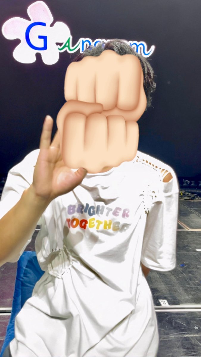 jibpys's tweet photo. ม้าคคั้บ อย่ามองพี่ด้วยสายตาแบบเน้นะ มันจะไอ่นั่น 😂🤣 

#MARCKRIS 
#HEARTchuthiwat
#BUS_LIGHTASONE_D2
#BUSbecauseofyouishine https://t.co/GVYb6d501Y