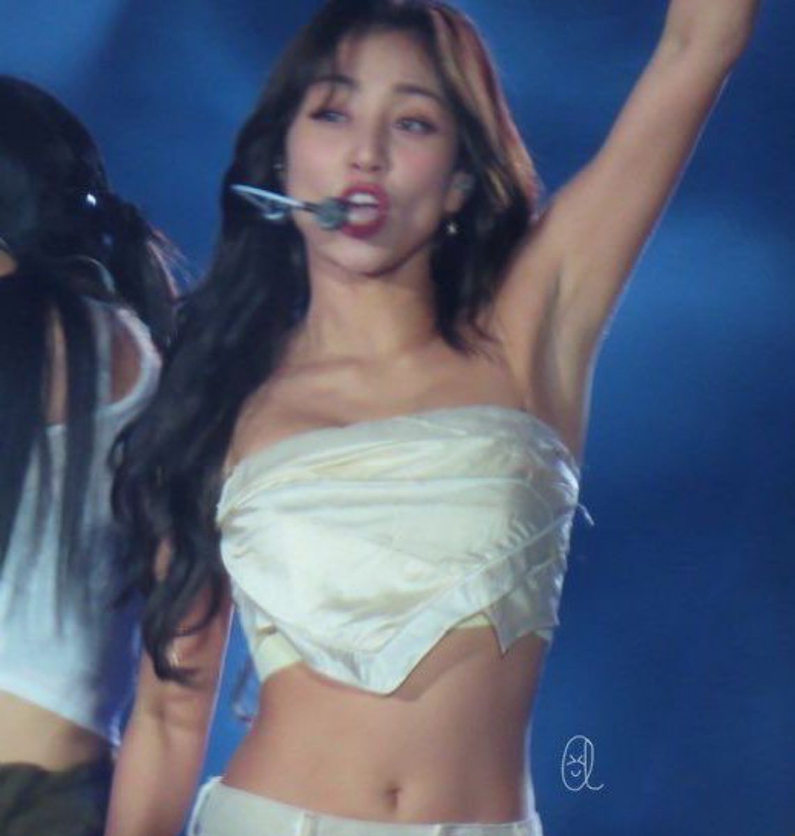 hyomuse_'s tweet photo. some specific jihyo pictures for a very specific audience ~ a thread https://t.co/l1bL4XeYfj