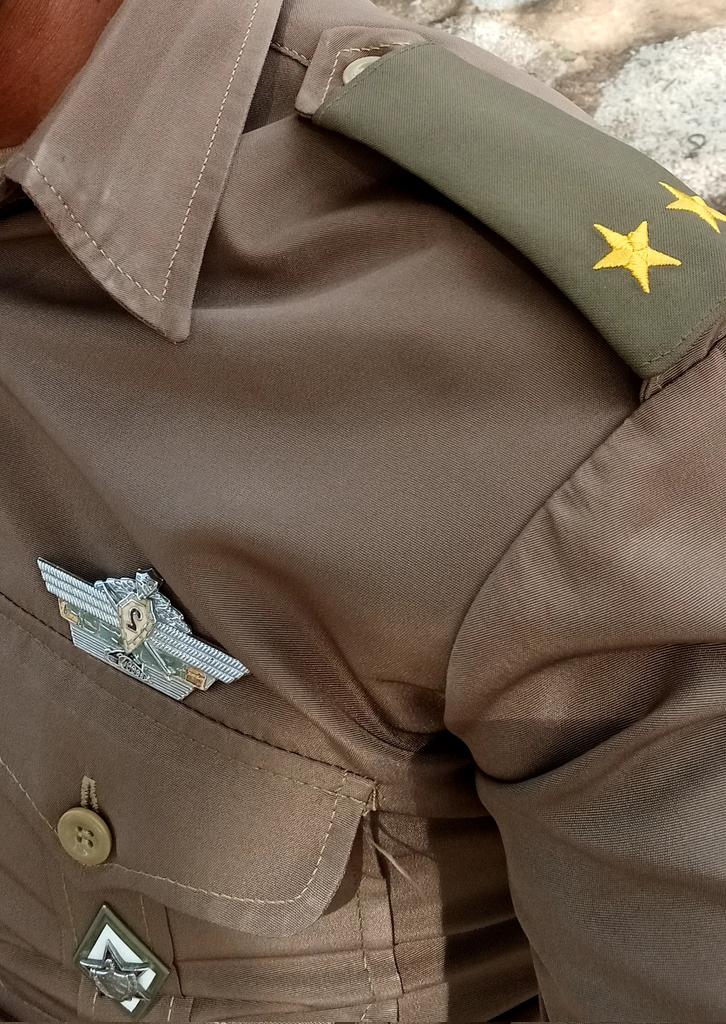 YoadryG53501's tweet photo. Un nuevo escalón en la carrera: Teniente CoronelEs con gran orgullo y un profundo sentido de la responsabilidad que comparto mi ascenso al grado de Teniente Coronel. Seguiré trabajando con honor para liderar con ejemplo y contribuir al éxito de nuestra misión.
#EstaEsLaRevolución https://t.co/y35q7F7FBL