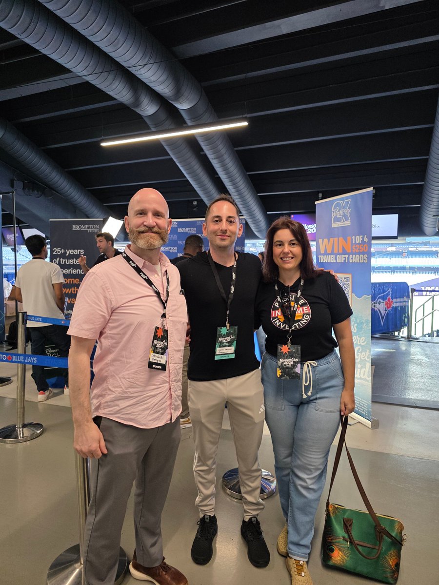 bromptonfunds's tweet photo. That's a wrap on #BlossomCon 2026, and it was worth the trip.✈️
Brompton brought the adventure to the Rogers Centre, celebrating our new #HighPay ETFs with swag and contest prizes!
A big thank you to the entire Blossom team for hosting an outstanding event. https://t.co/EQS0x1I4pT