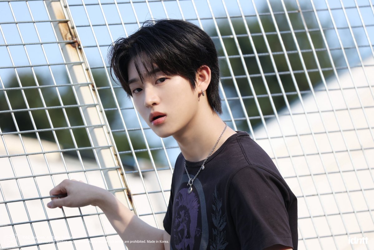 yejoonpics's tweet photo. 📸 yejoon blog update | 260729

<Kids Return> Music Video Photo Behind pt.1

#idntt #yesweare
#한예준 #hanyejoon https://t.co/IWNEXpfUwl