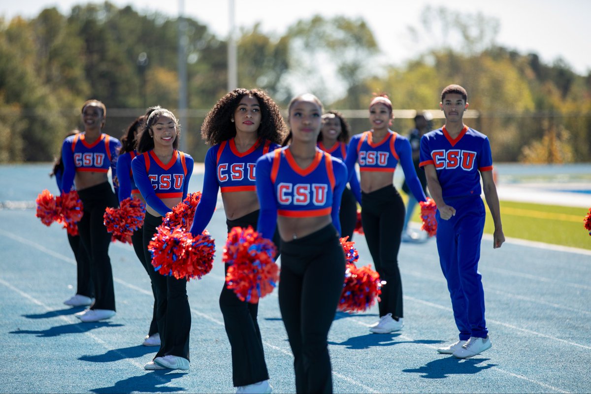 ClaytonState's tweet photo. Campus comes back to life next week. 🧡💙

We can’t wait to welcome our new and returning Lakers! See you soon Clayton State! 👀

#ClaytonState #Clayton #WelcomeWeek https://t.co/6qBJwT5QVR