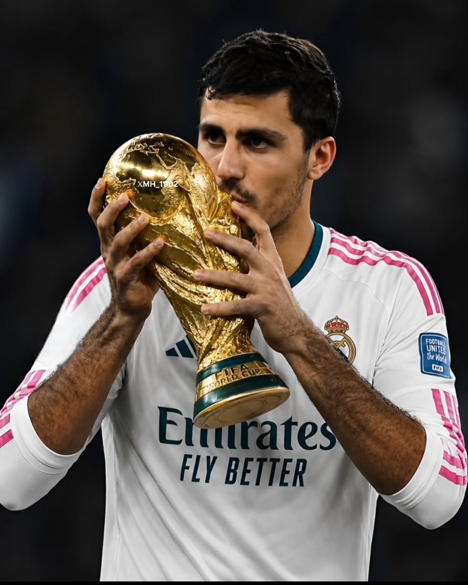 MH_1902's tweet photo. 🚨🚨💣أخبار ريال مدريد - رودري💣🚨🚨

• تم الاتفاق على الشروط الشخصية بشكل نهائي
• بدأت المفاوضات بين الناديين رسميًا
• مانشستر سيتي يطلب ما بين 50 و60 مليون يورو
• ريال مدريد يريد دفع مبلغ أقل
• جوزيه مورينيو تحدث مع رودري مباشرةً
• بعض لاعبي برشلونة الإسبان يحاولون إقناعه بالانضمام إلى برشلونة
• اللاعب أعطى الأولوية القصوى لريال مدريد

(ماتيو موريتو)