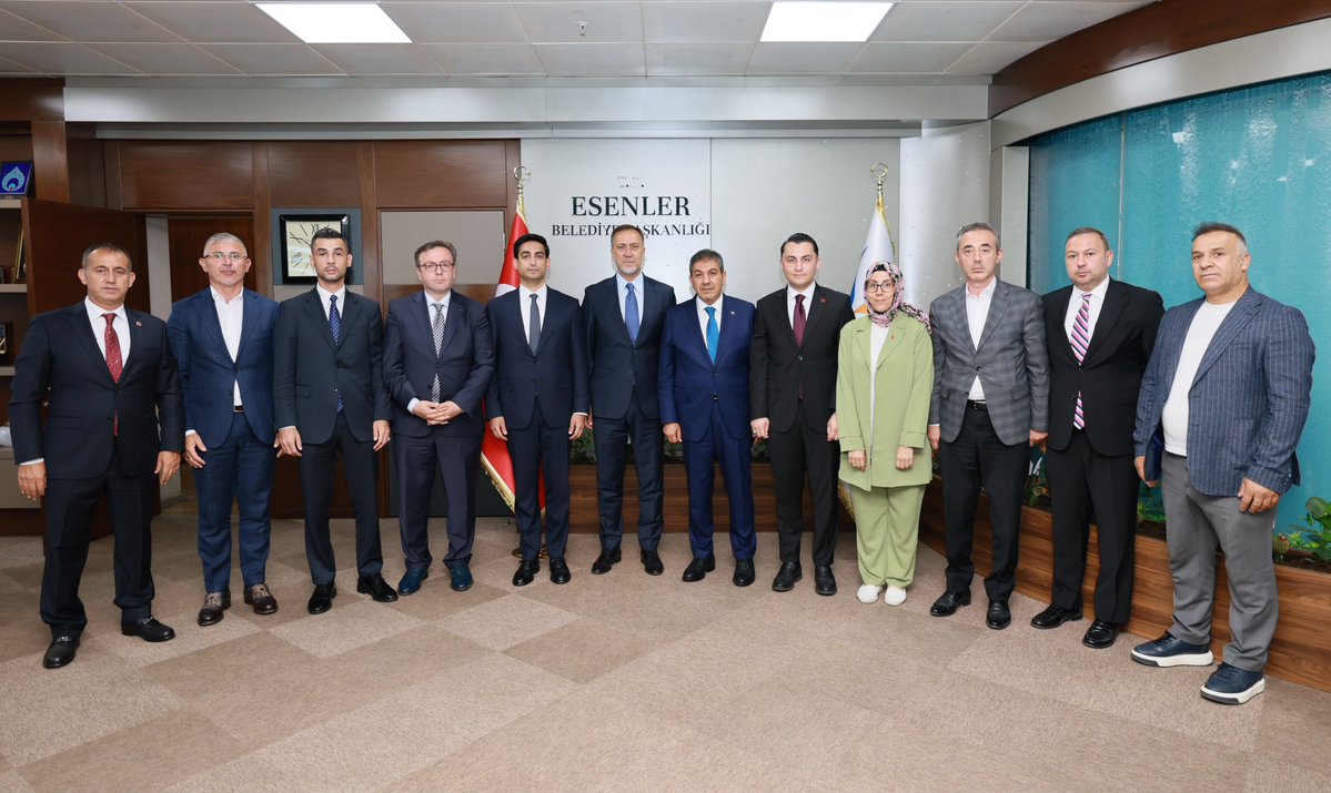 tevfikgoksu's tweet photo. Cumhur İttifakı ortağımız Milliyetçi Hareket Partisi İstanbul İl Başkanımız, kıymetli dostum ve kardeşim @BBvolkanyilmaz’a bu güzel ziyareti için teşekkür ediyorum.

İstanbul’umuz için büyük bir özveriyle çalışan Başkanımıza çalışmalarında başarılarının devamını diliyorum. https://t.co/YpqI2lL52g
