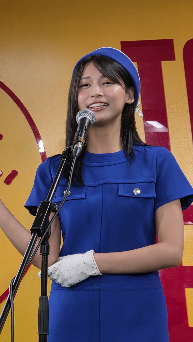 katsun104's tweet photo. Angie Bella via Wink Music Service
『La Vita e Bella! ～人生は美しい～』リリイベ
7インチゲット出来た！
#アンジーひより
#winkmusicservice
#angiebella https://t.co/l4PEsSljI7