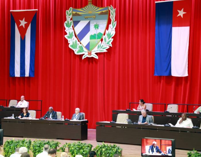 Granma_Digital's tweet photo. 🇨🇺| SÉPTIMO PERIODO ORDINARIO DE SESIONES DE LA ANPP CENTRARÁ SUS DEBATES EN LA IMPLEMENTACIÓN DE LAS TRANSFORMACIONES ECONÓMICAS Y SOCIALES

Siga la cobertura especial siguiendo este enlace:
https://t.co/agGJxpyOTm
#CubaLegisla https://t.co/51Vdt3DTKn