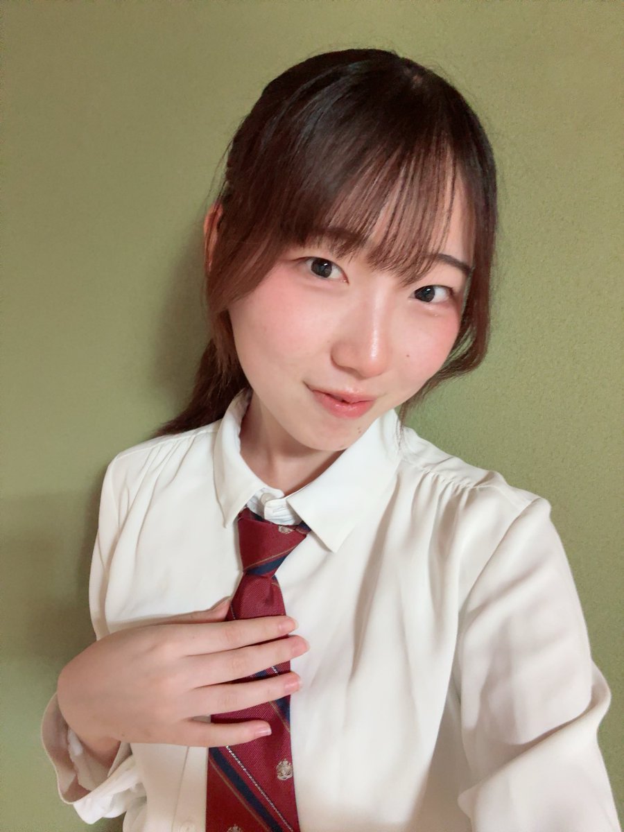 Mi5mi5m's tweet photo. 夜の配信にぎやかでしたね〜
来てくれてありがとう！
みんなゆっくり寝るんだよ
おやすみなさい https://t.co/XgqfF0vtf8