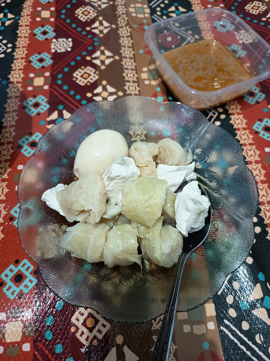 Callmesel1's tweet photo. tudeyss menu dan mulai bosen tahu😌 https://t.co/55uxEAvubK
